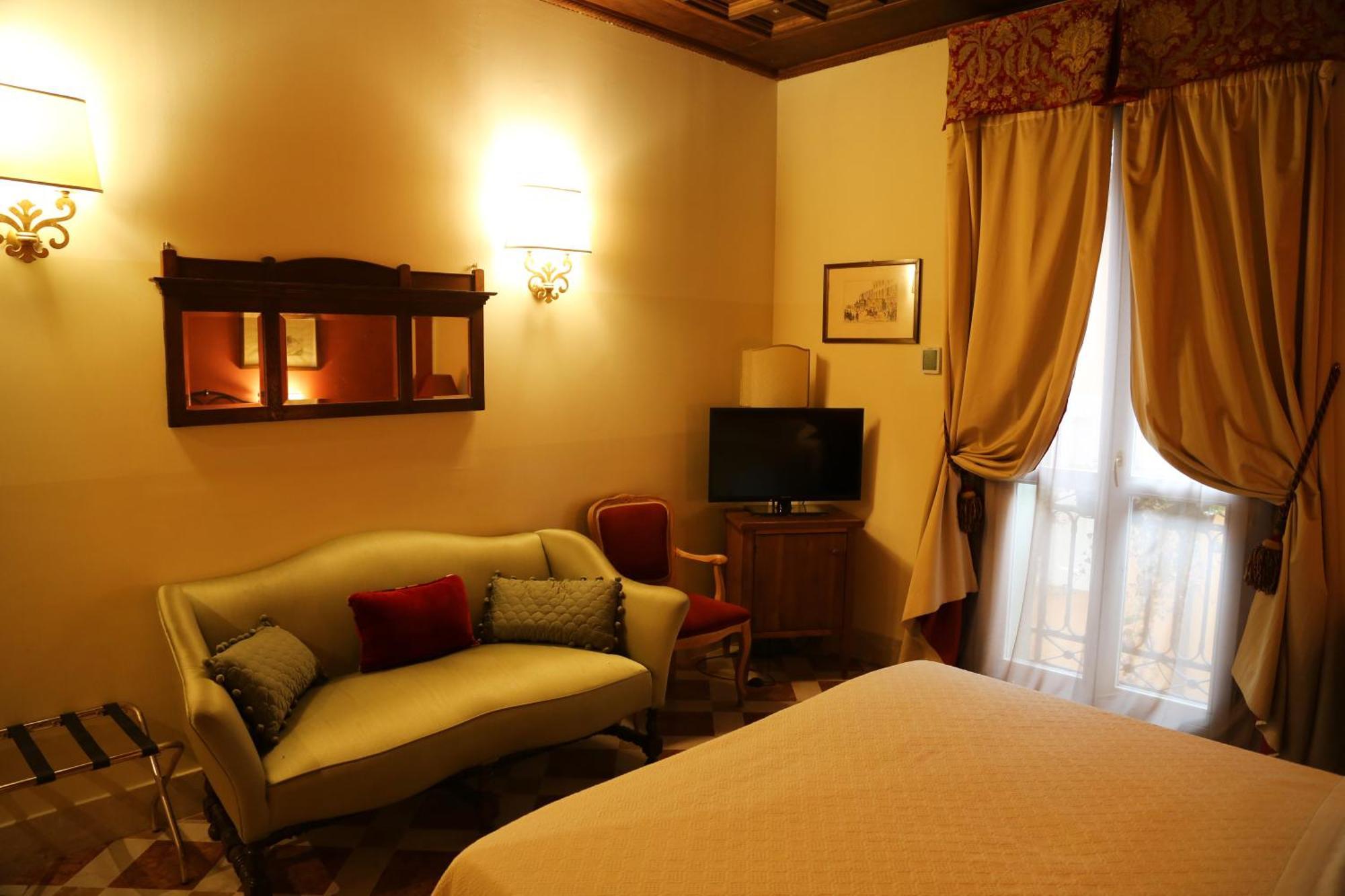 Albergo Delle Drapperie — Photos 3